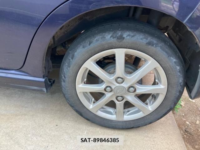 Subaru LUCRA 2012-03 8562518-8