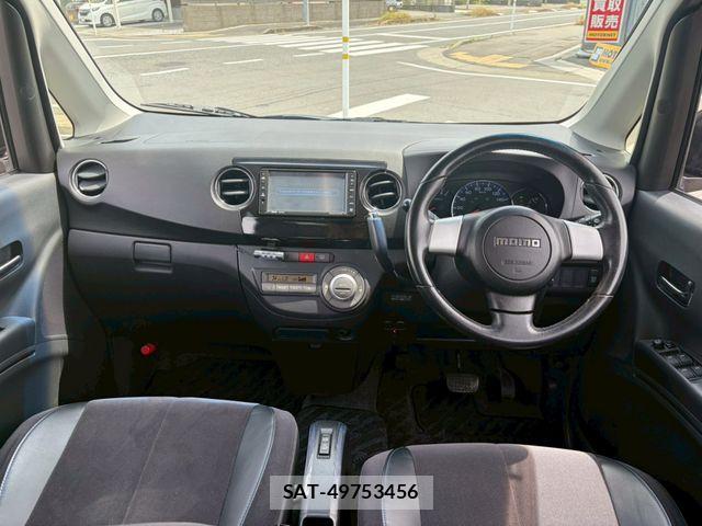 Subaru LUCRA CUSTOM 2013-01 7328152-6
