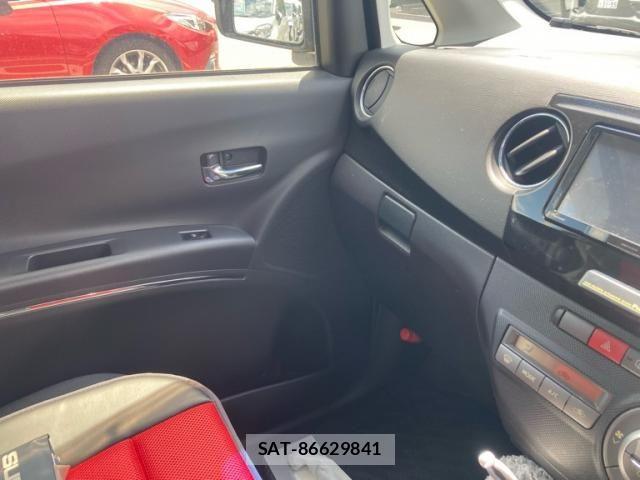 Subaru LUCRA CUSTOM 2014-03 8366809-8