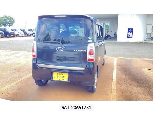 Subaru LUCRA CUSTOM 2010-05 8562517-1