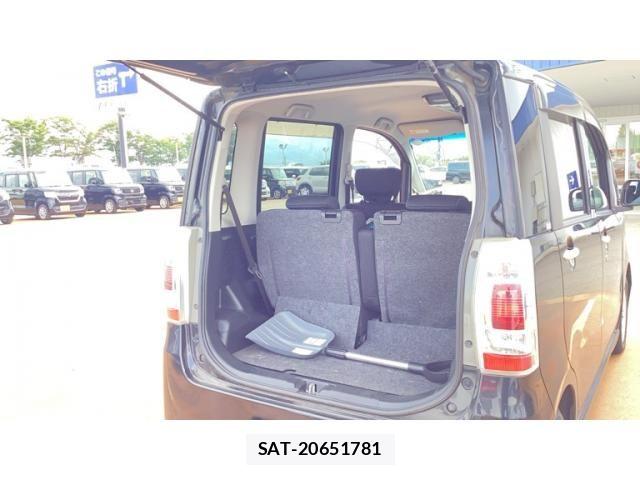 Subaru LUCRA CUSTOM 2010-05 8562517-5