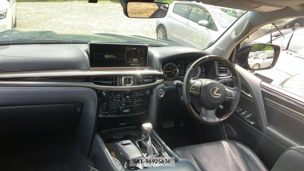 Lexus LX 2016 6491382-12
