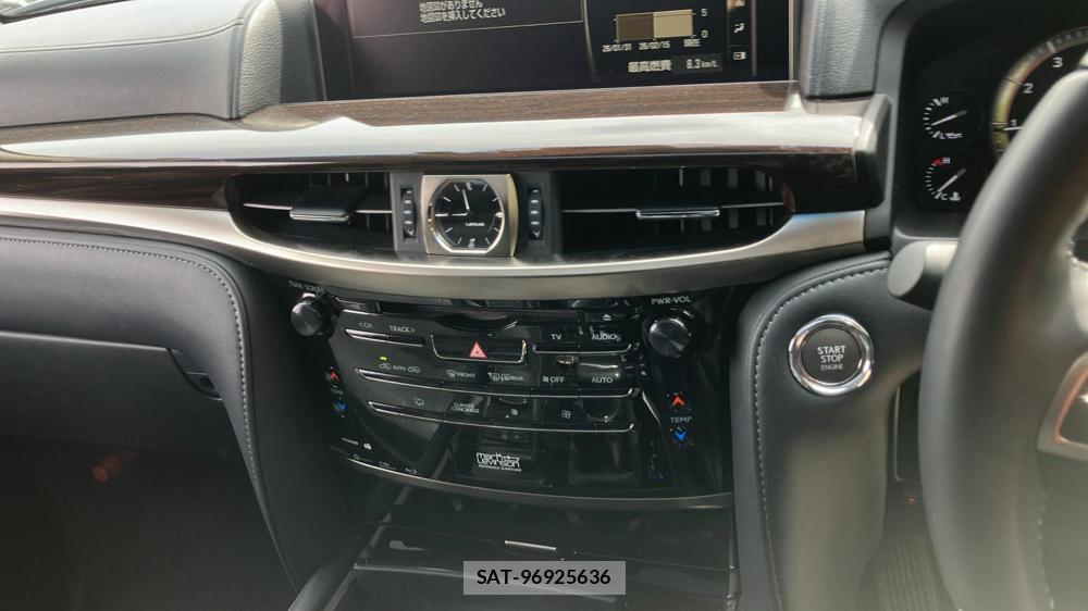 Lexus LX 2016 6491382-16