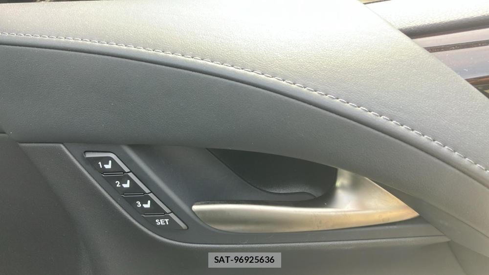 Lexus LX 2016 6491382-19