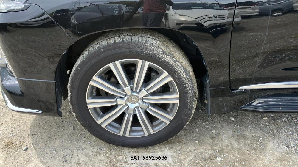 Lexus LX 2016 6491382-27