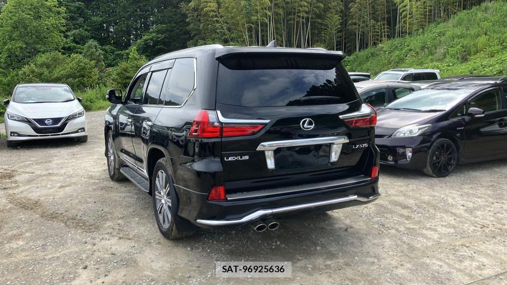 Lexus LX 2016 6491382-2