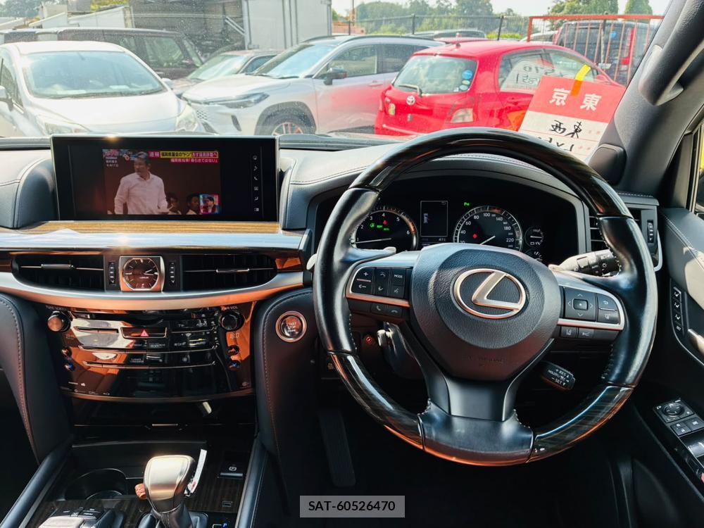 Lexus LX 2020-02 8284203-13