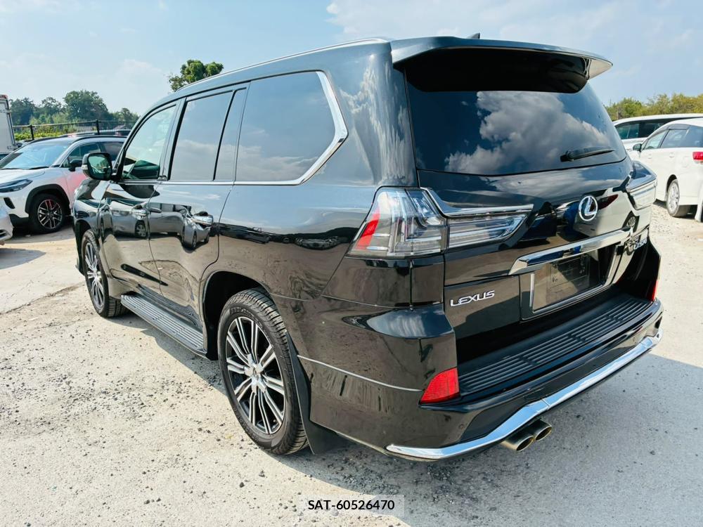Lexus LX 2020-02 8284203-2