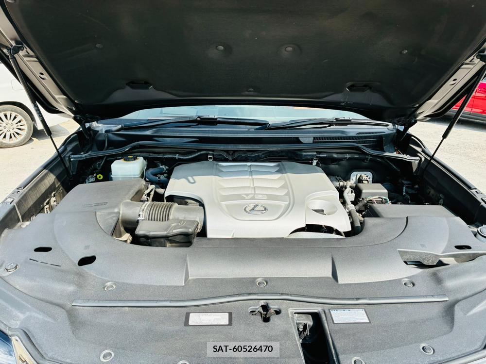 Lexus LX 2020-02 8284203-40