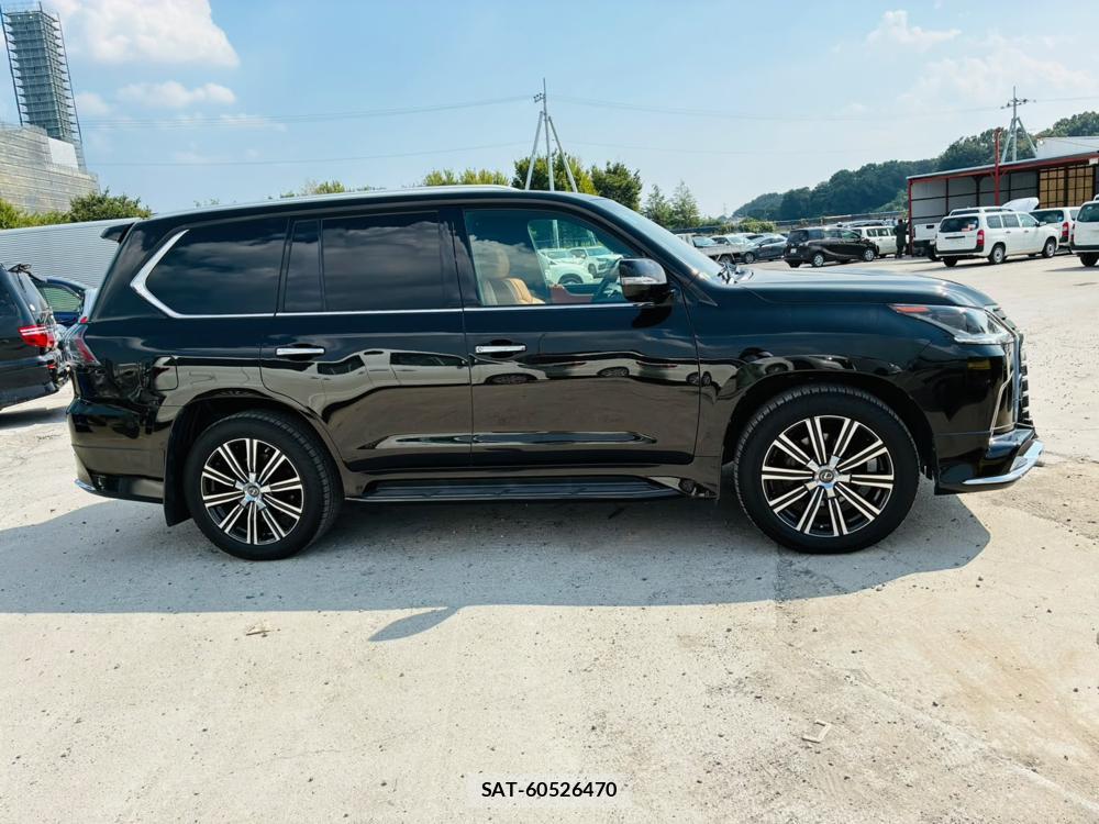 Lexus LX 2020-02 8284203-5