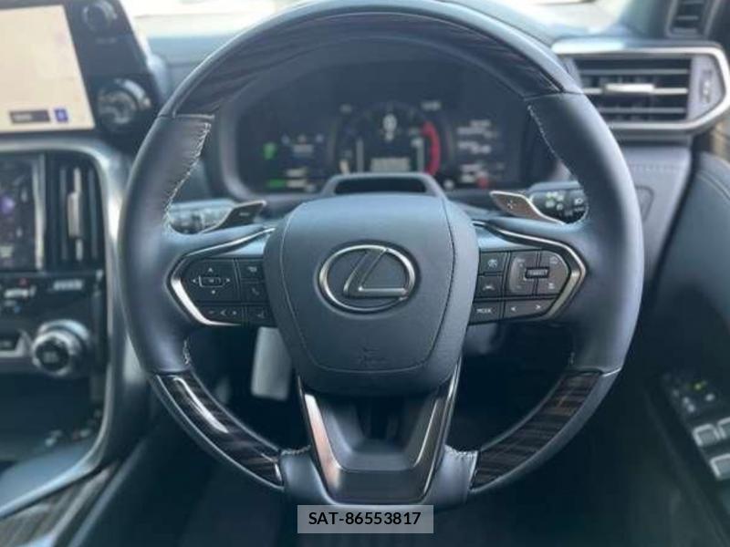 Lexus LX 2025 6049109-8