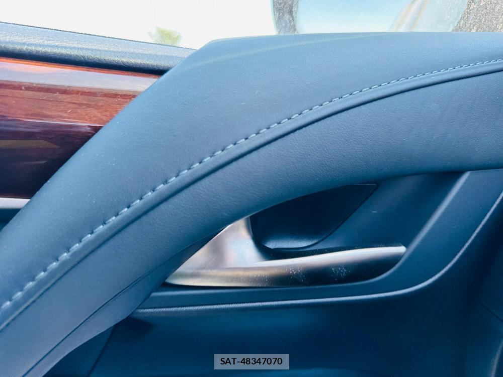 Lexus LX 2017-02 7170055-21