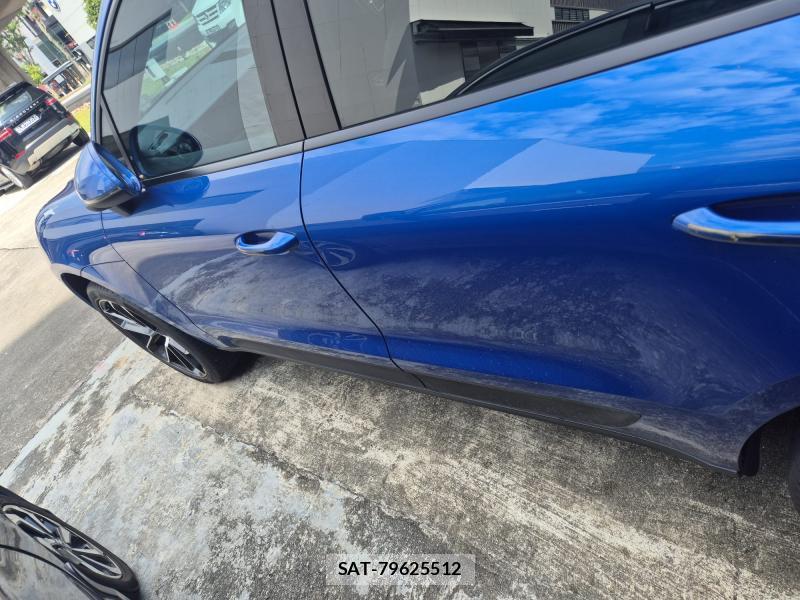 Porsche MACAN 2015 1010282-1