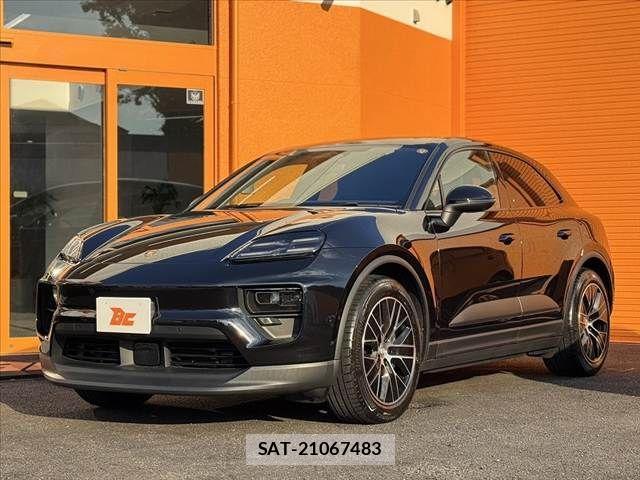 Porsche MACAN 2025-06 1207191-10