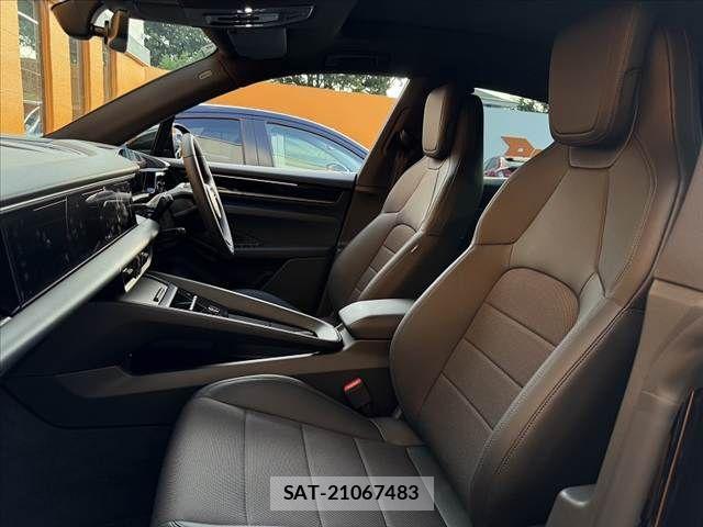 Porsche MACAN 2025-06 1207191-17