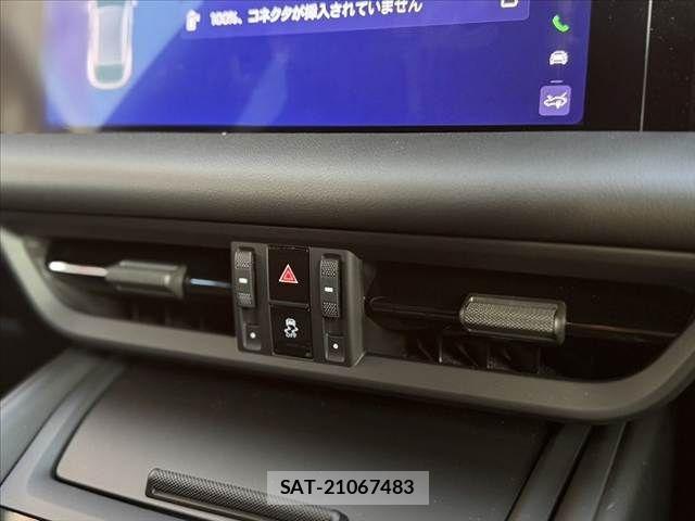 Porsche MACAN 2025-06 1207191-26