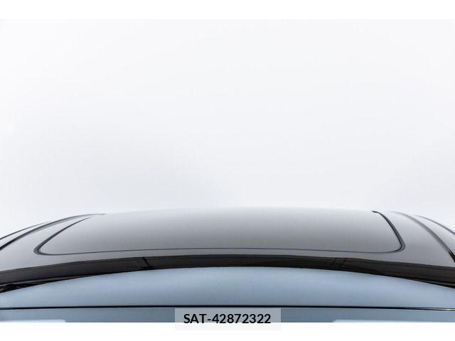 Porsche MACAN 2025-06 7455515-17