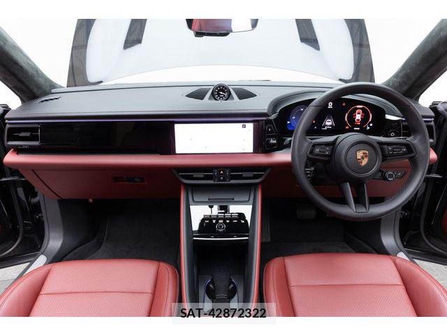 Porsche MACAN 2025-06 7455515-1