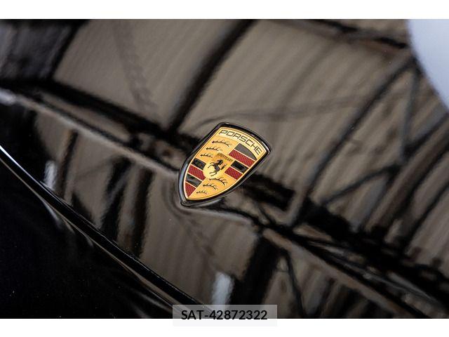 Porsche MACAN 2025-06 7455515-19