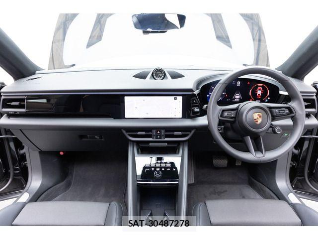 Porsche MACAN 2025-06 8036540-1