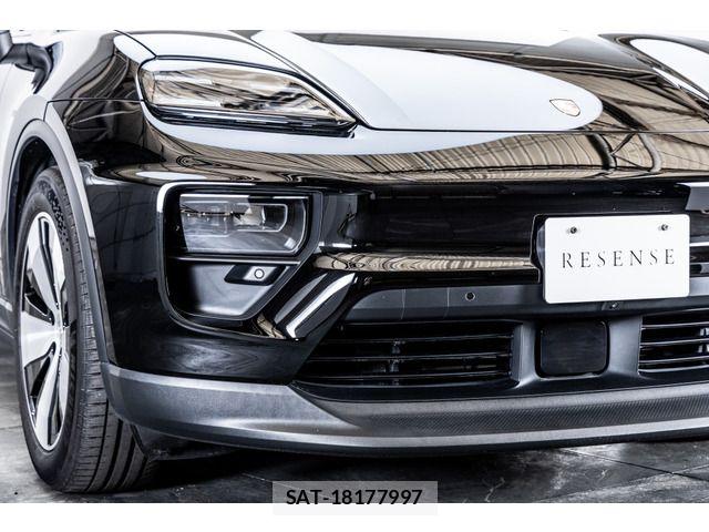 Porsche MACAN 2025-03 8131070-11