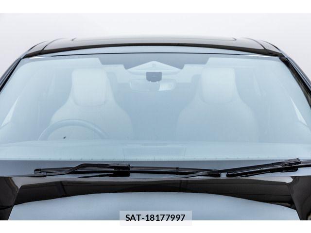 Porsche MACAN 2025-03 8131070-19