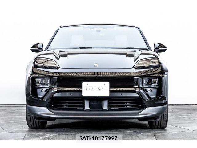 Porsche MACAN 2025-03 8131070-8
