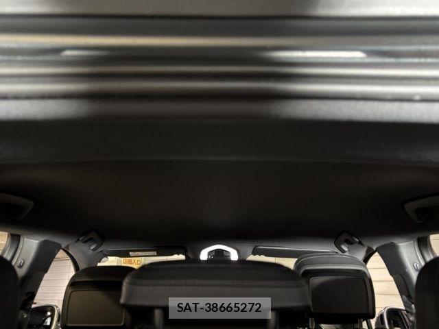 Porsche MACAN 2019-09 8245786-10