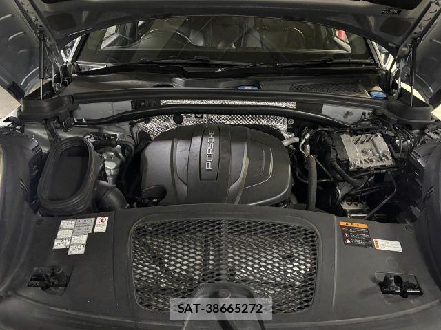 Porsche MACAN 2019-09 8245786-27
