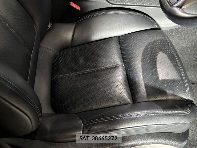 Porsche MACAN 2019-09 8245786-5