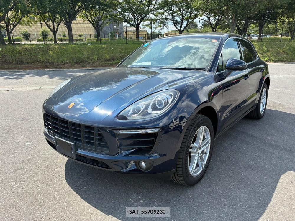 Porsche MACAN 2016-10 8055692-0