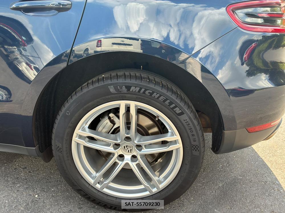 Porsche MACAN 2016-10 8055692-32