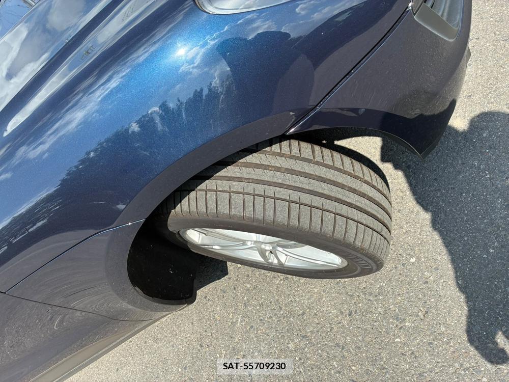Porsche MACAN 2016-10 8055692-33