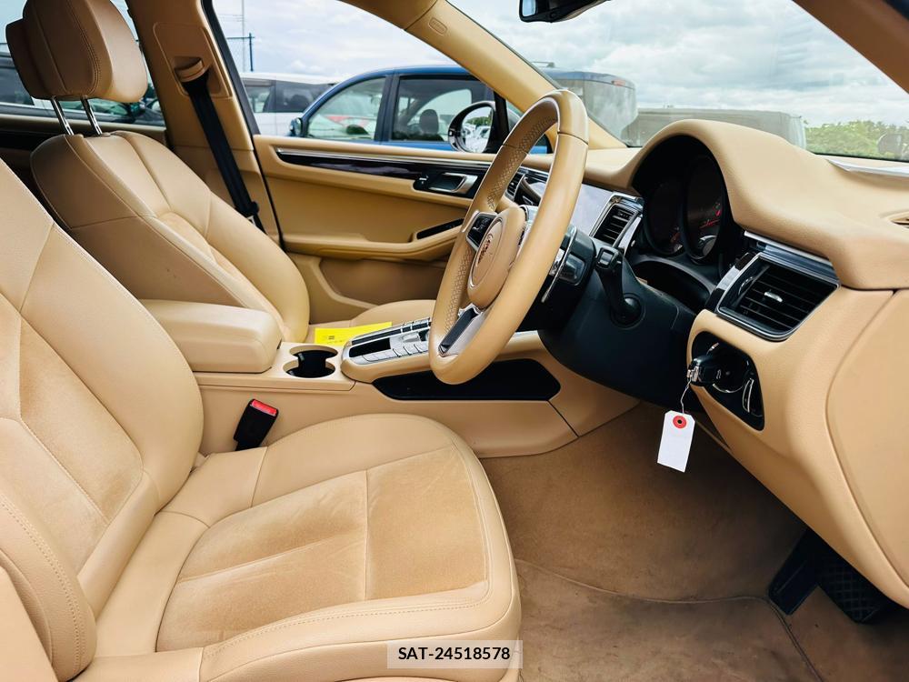 Porsche MACAN 2016 7191156-11