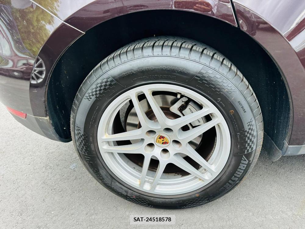 Porsche MACAN 2016 7191156-26