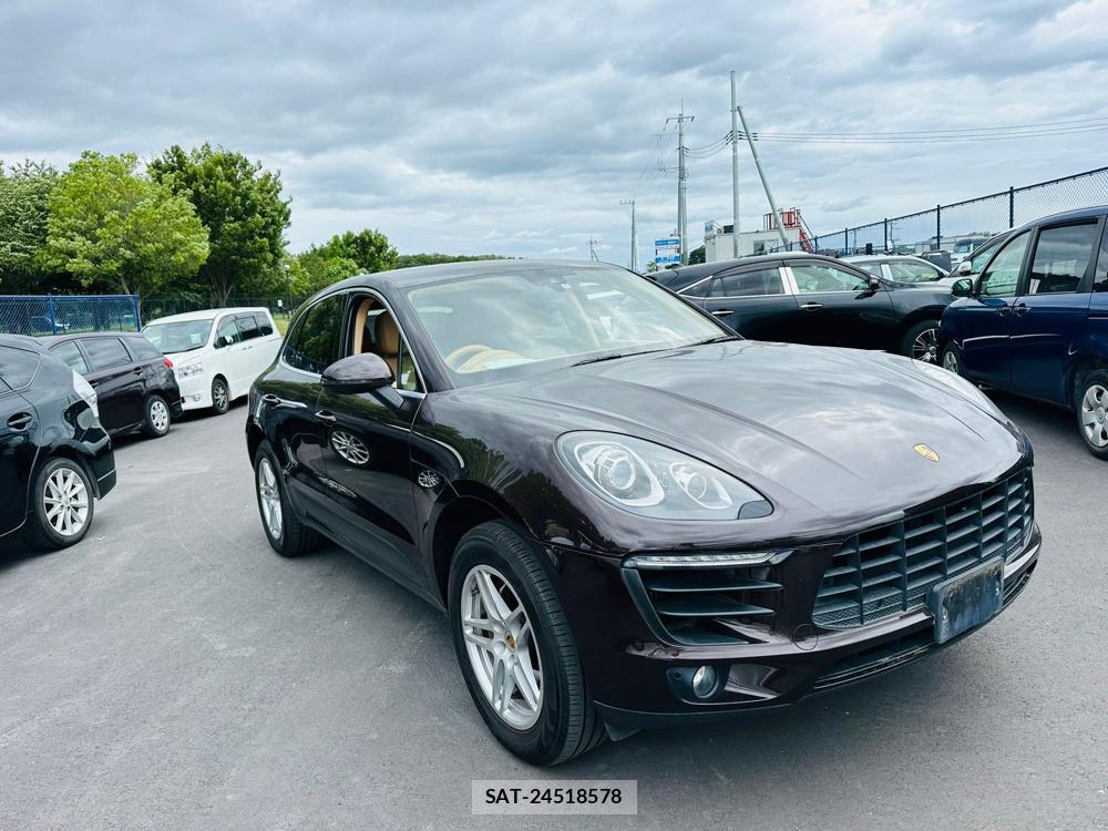 Porsche MACAN 2016 7191156-6