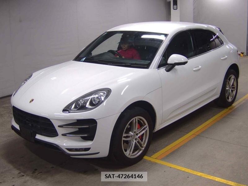 Porsche  2015-03 7349930-3