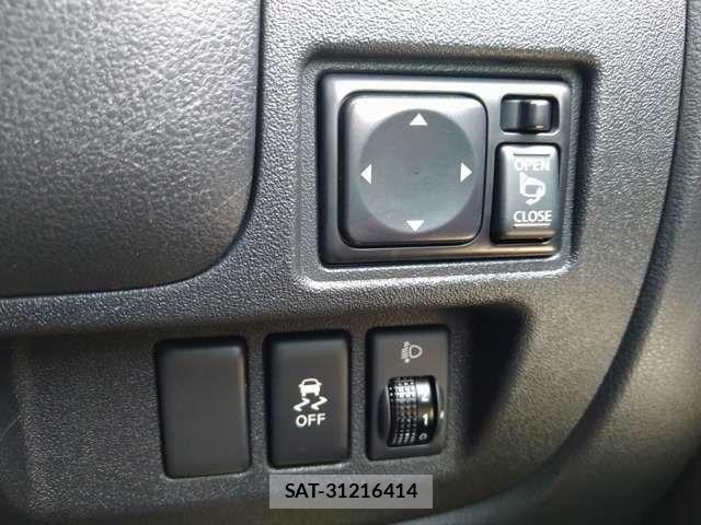 Nissan MARCH 2018-06 527503-13
