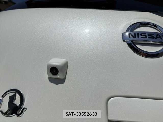 Nissan MARCH 2015-03 1307883-9