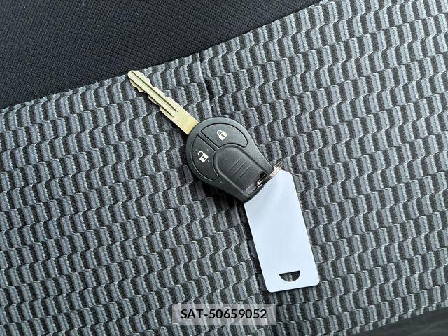 Nissan MARCH 2016-09 1413316-9