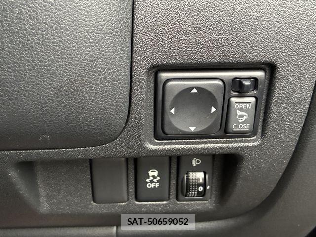 Nissan MARCH 2016-09 1413316-17