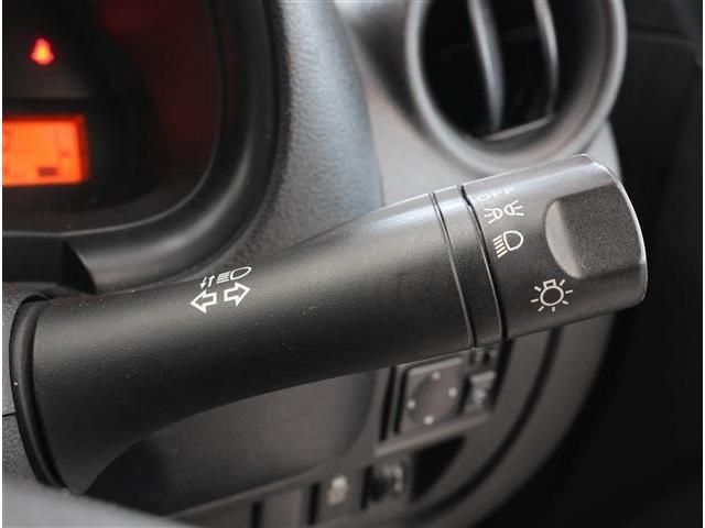 Nissan MARCH 2016-09 1464016-16