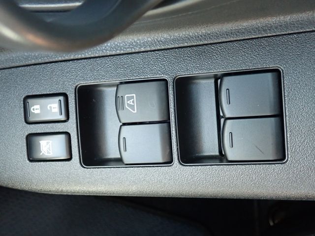 Nissan MARCH 2020-09 1546622-4