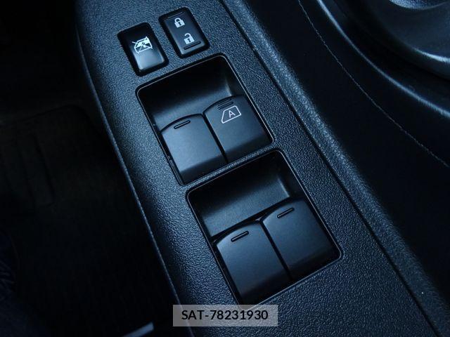 Nissan MARCH 2021-10 2211067-13