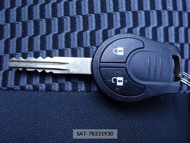 Nissan MARCH 2021-10 2211067-16