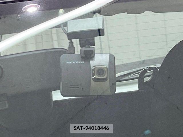 Nissan MARCH 2018-03 2316757-5