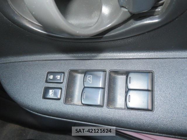 Nissan MARCH 2017-02 2963260-13