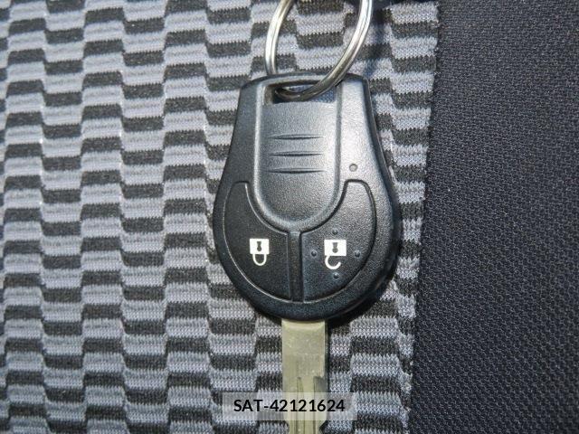 Nissan MARCH 2017-02 2963260-14