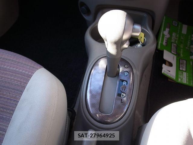 Nissan MARCH 2013-06 2963256-14