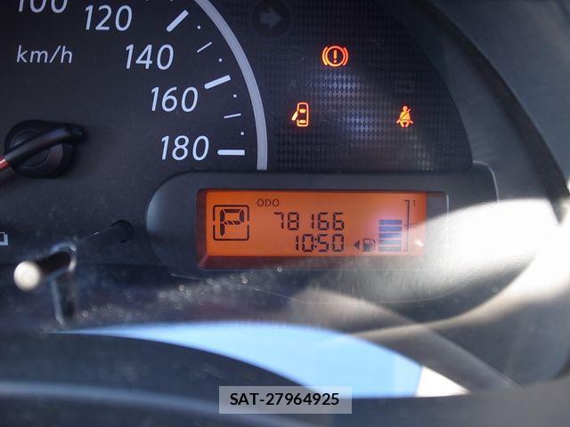 Nissan MARCH 2013-06 2963256-17